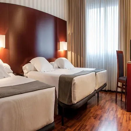 Zenit Hotel 3*